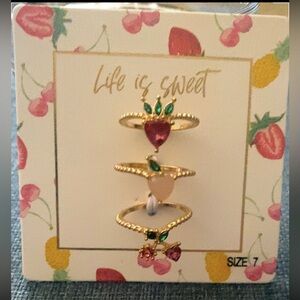 NWT FRANCESCA’S Cherry Ring Trio Size 7
Life is sweet
